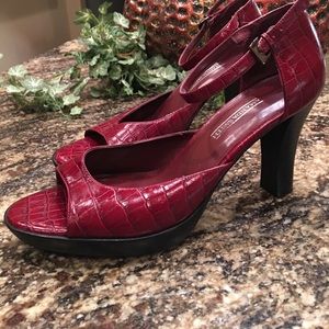 Amanda Smith Red Croc Embossed Heels