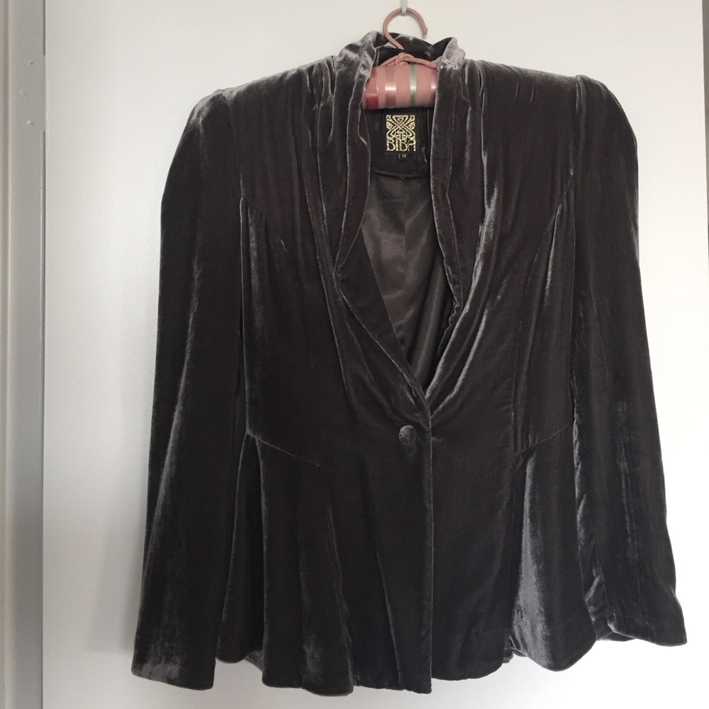 Sumptuous pewter Biba evening jacket in velvet.