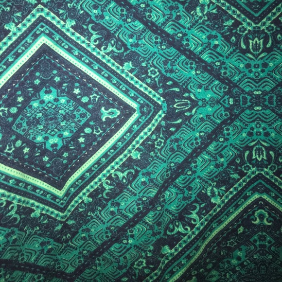 High waisted skirt - Picture 2 of 3