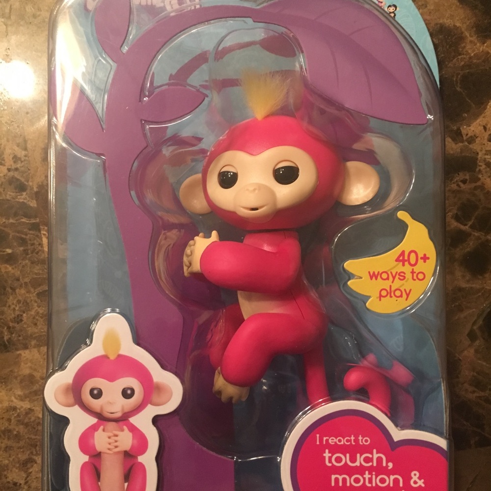 NEW IN BOX Authentic Pink Fingerling Bella Monkey