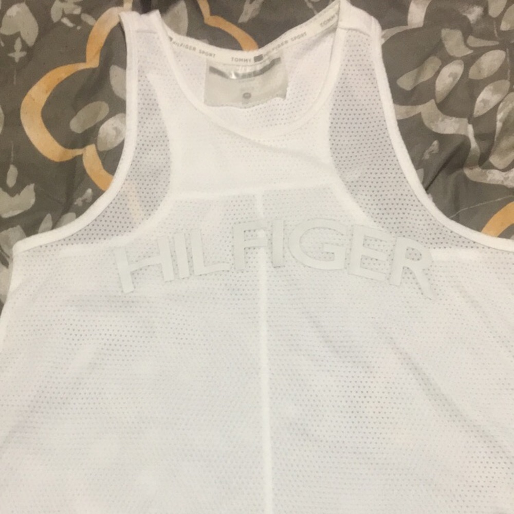 Tommy Hilfiger