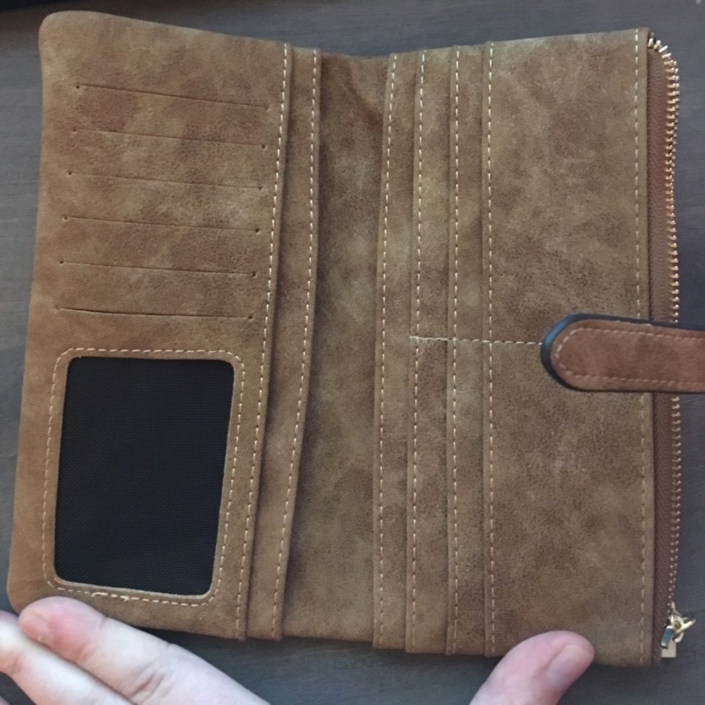 Wallet - Picture 2 of 2