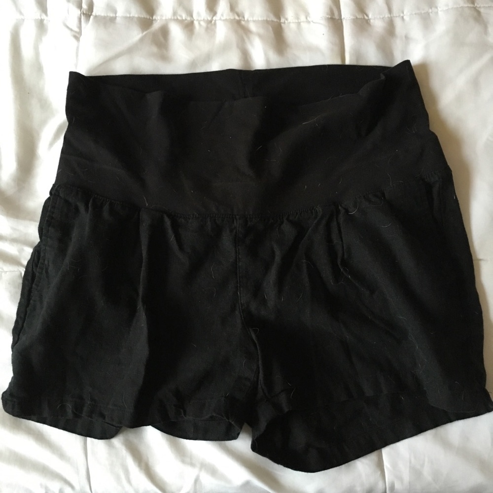 Size M Black Maternity Shorts