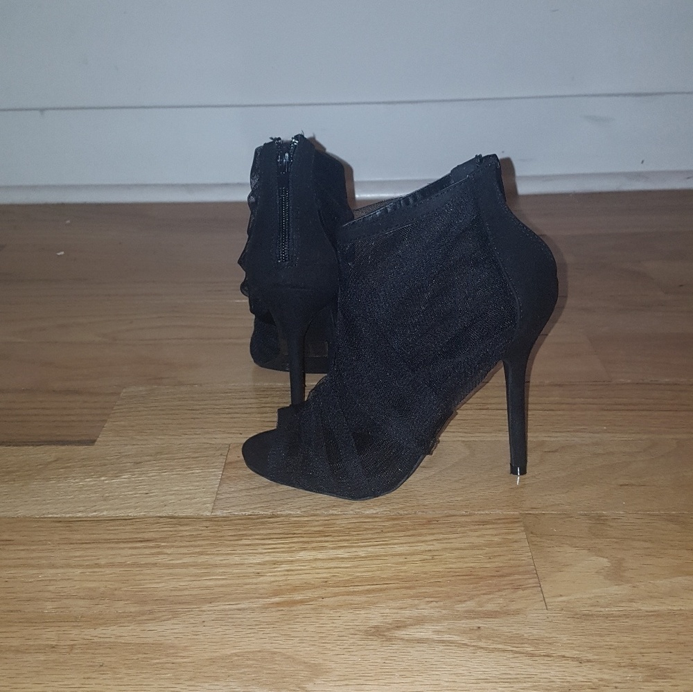 *Brand New* Sexy Black Booties Size 5