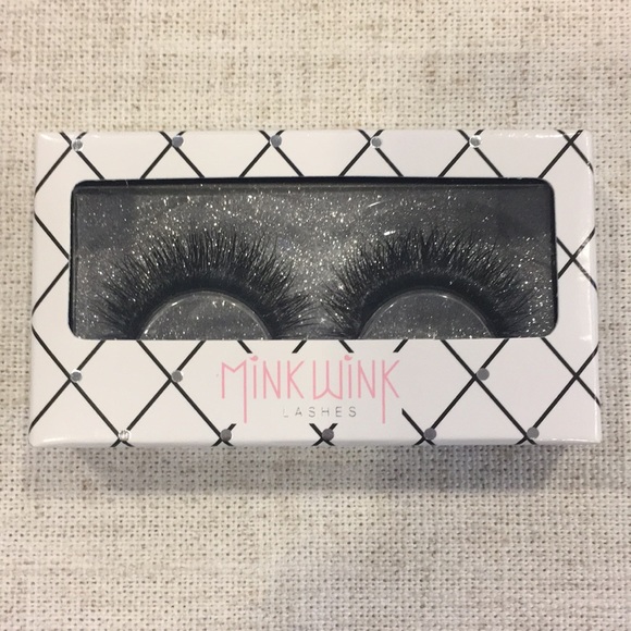 MINK WINK Lashes - Picture 4 of 5