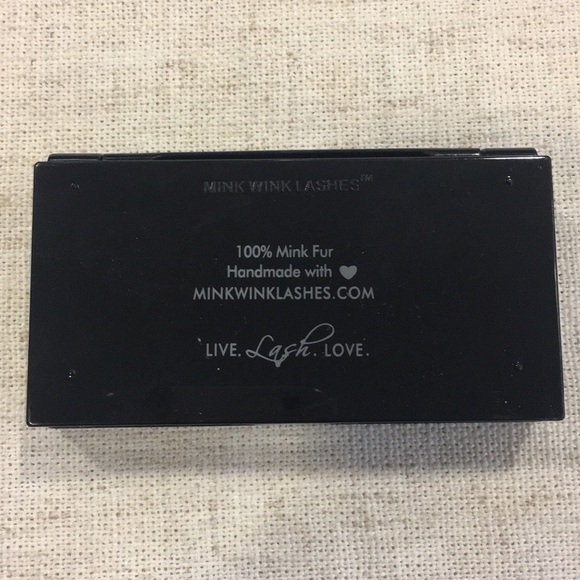 MINK WINK Lashes - Picture 2 of 5