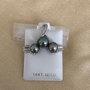 14kt Tahitian Pearl Earring and Pendant Set 9mm