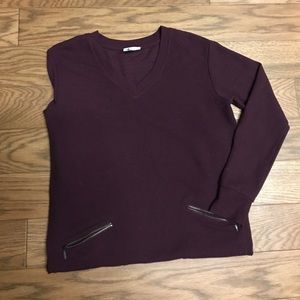 Maroon super comfy vneck sweater w/ zipper detail
