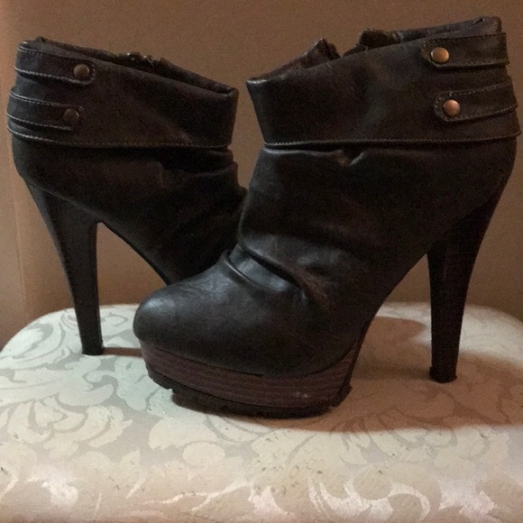 Booties - Picture 2 of 4