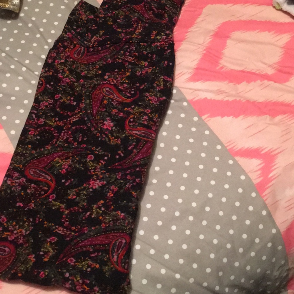 Paisley lularoe leggings