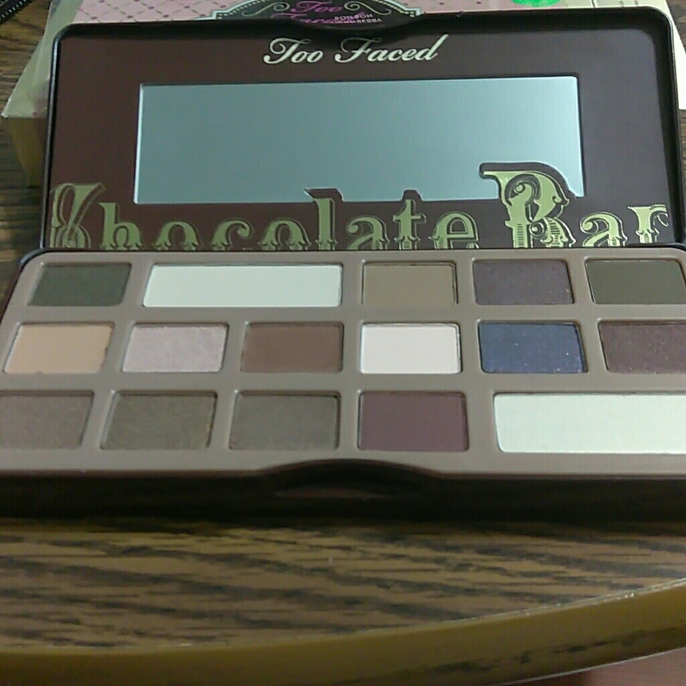 Makeup Pallets - Picture 5 of 8