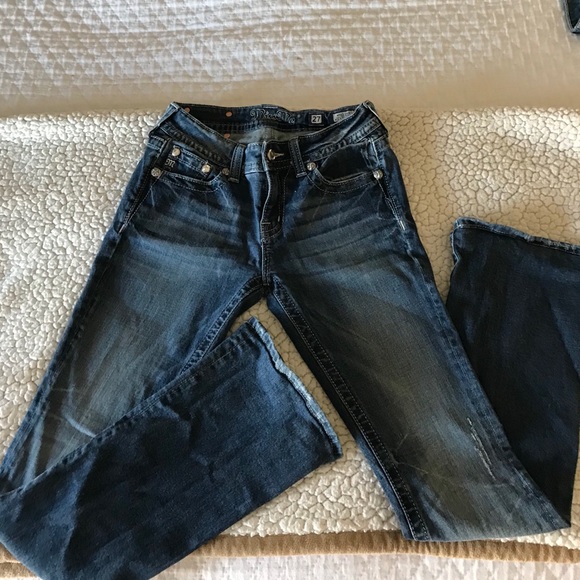 Jeans - Picture 3 of 4