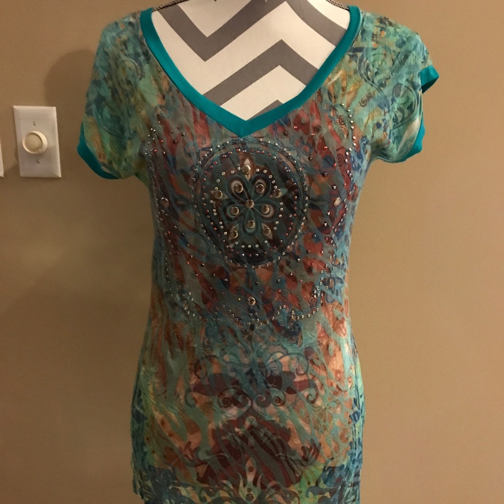 Daytrip turquoise/green studded washout tee