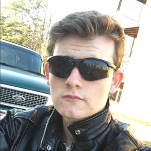 Meet your Posher, Matt