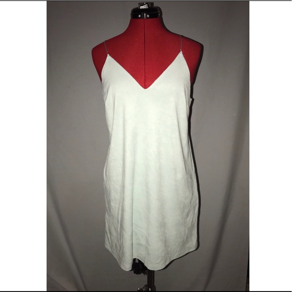 FOREVER 21 DRESS - Picture 3 of 6