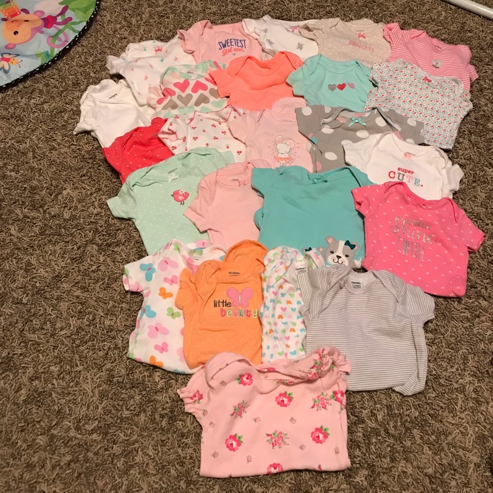 Lot of 3m Short Sleeve Onesies