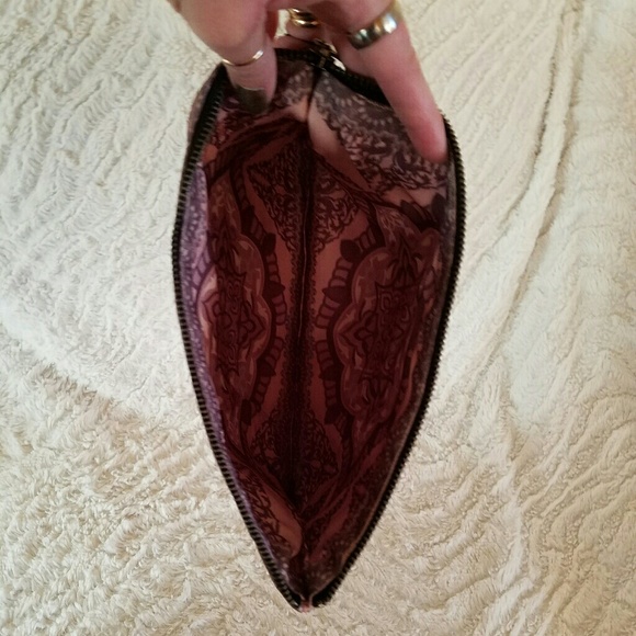 Racine BRAND-NEW - Picture 3 of 3