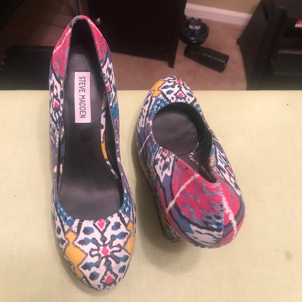 Cute colorful Steve Madden wedges