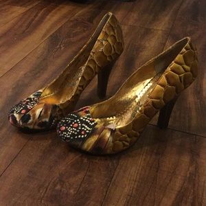 Women’s size 9.5 heels