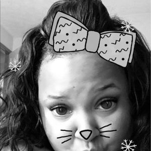 Meet your Posher, Ebonee