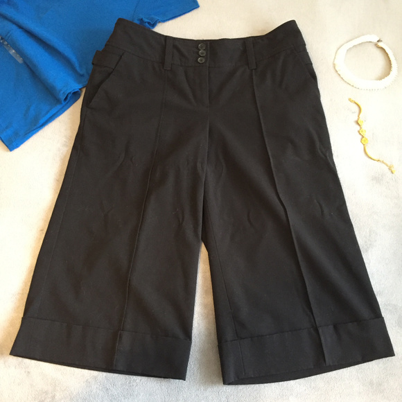 LOFT Pants - EUC LOFT Cropped Wide-Leg Pants