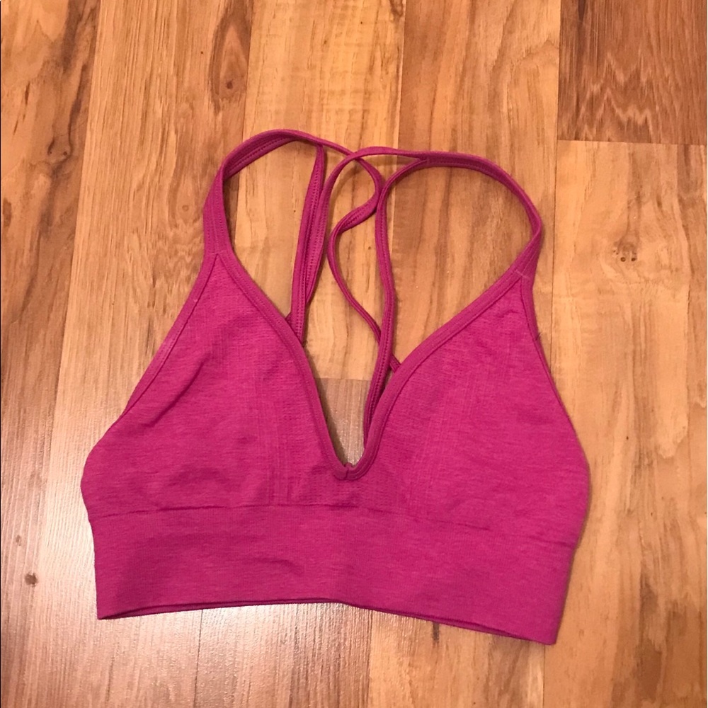 Lululemon Seamlessly Plunge bra 6
