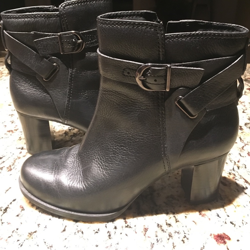 Clarks artisan boots