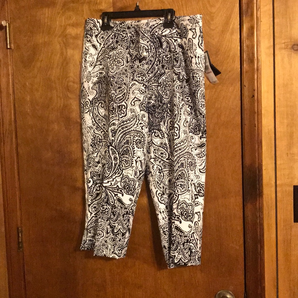 Women’s Capris Size 12- never worn