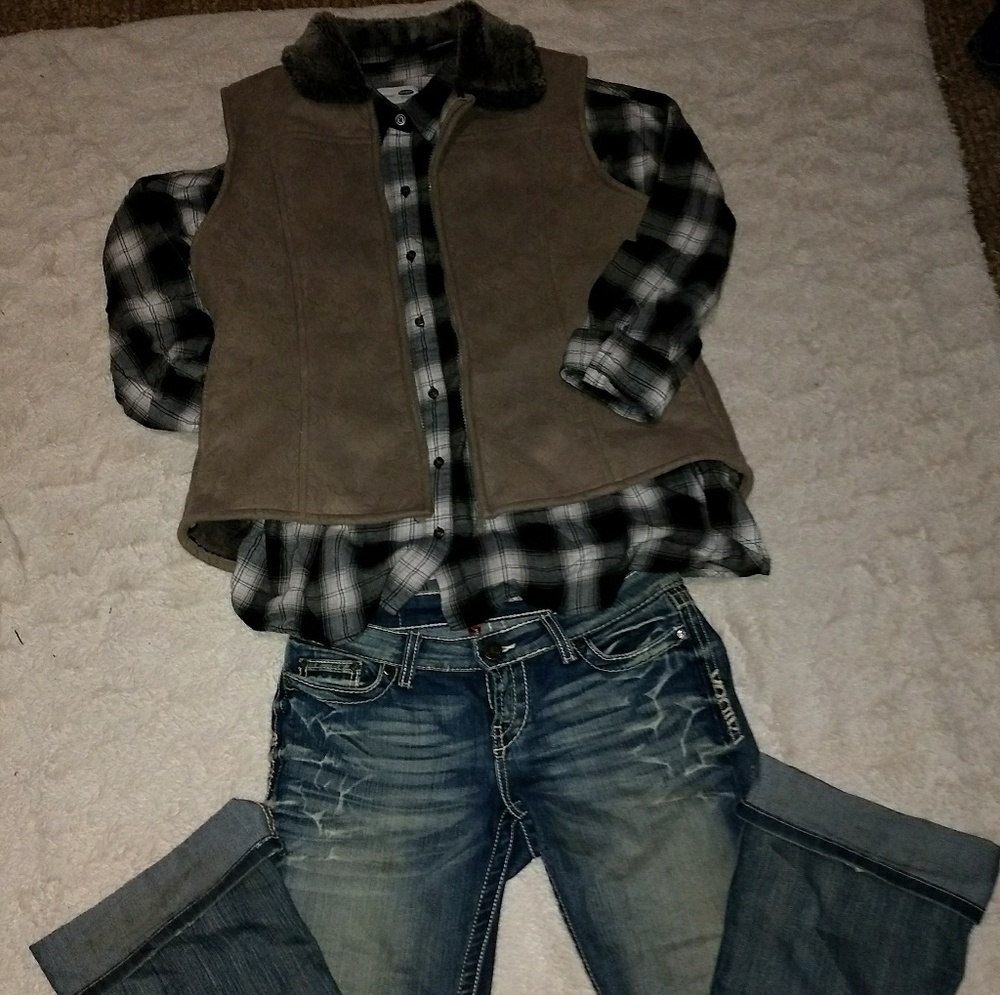Black and white checkered print flannel