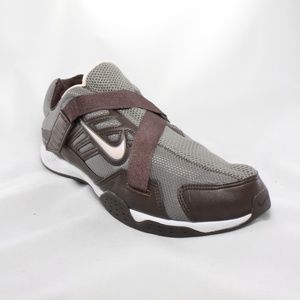 nike velcro trainers womens