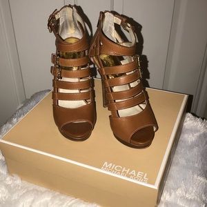 Tan Brown Michael Kors Platform heels