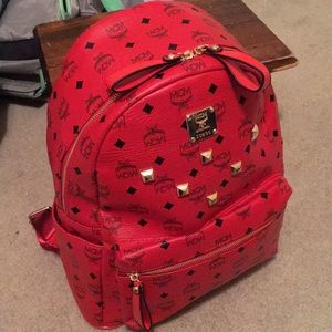 mcm backpack i0635