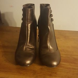 Bronze bootie cute side buckle detail