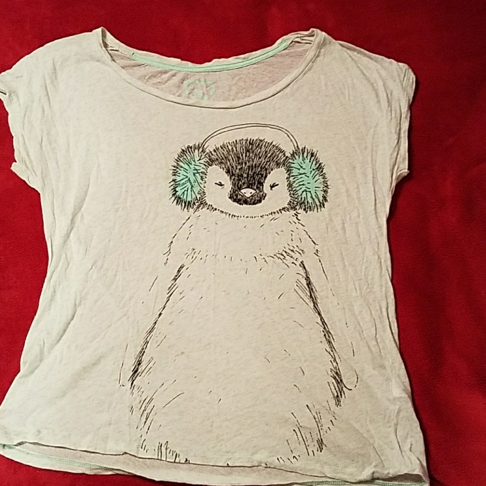 Tee shirt