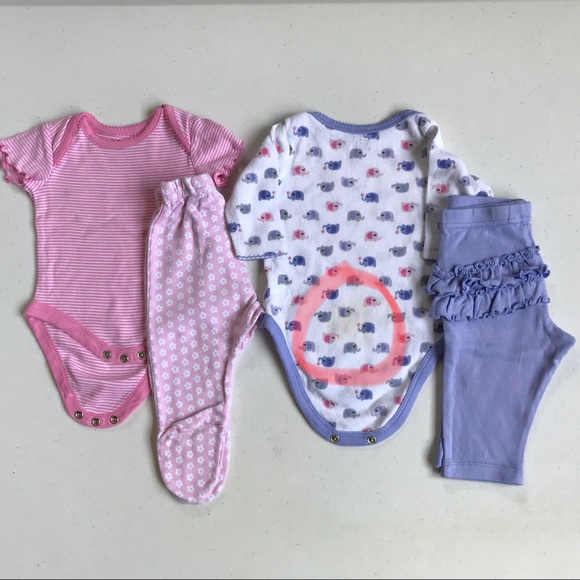 13-piece Girl’s set (NB, 0-3-6M) - Picture 4 of 4