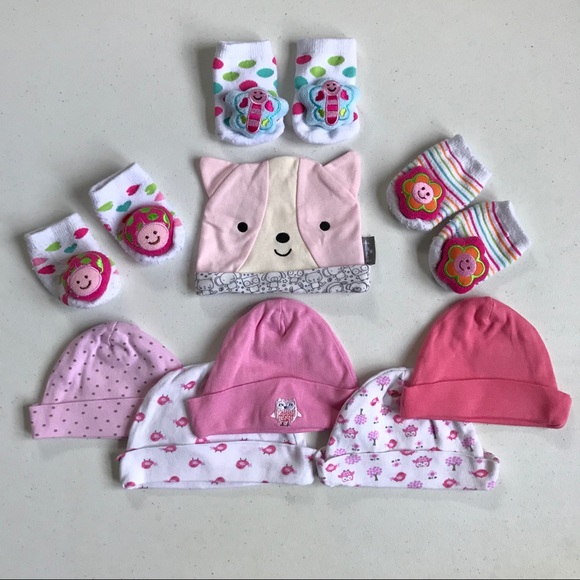 13-piece Girl’s set (NB, 0-3-6M) - Picture 2 of 4