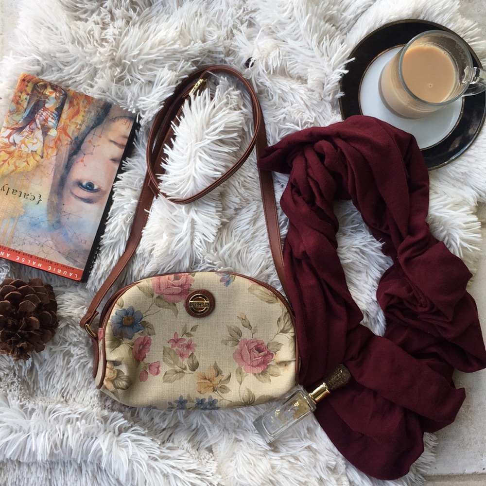 ✨  Sale Michael Stevens Floral Purse✨ CCO