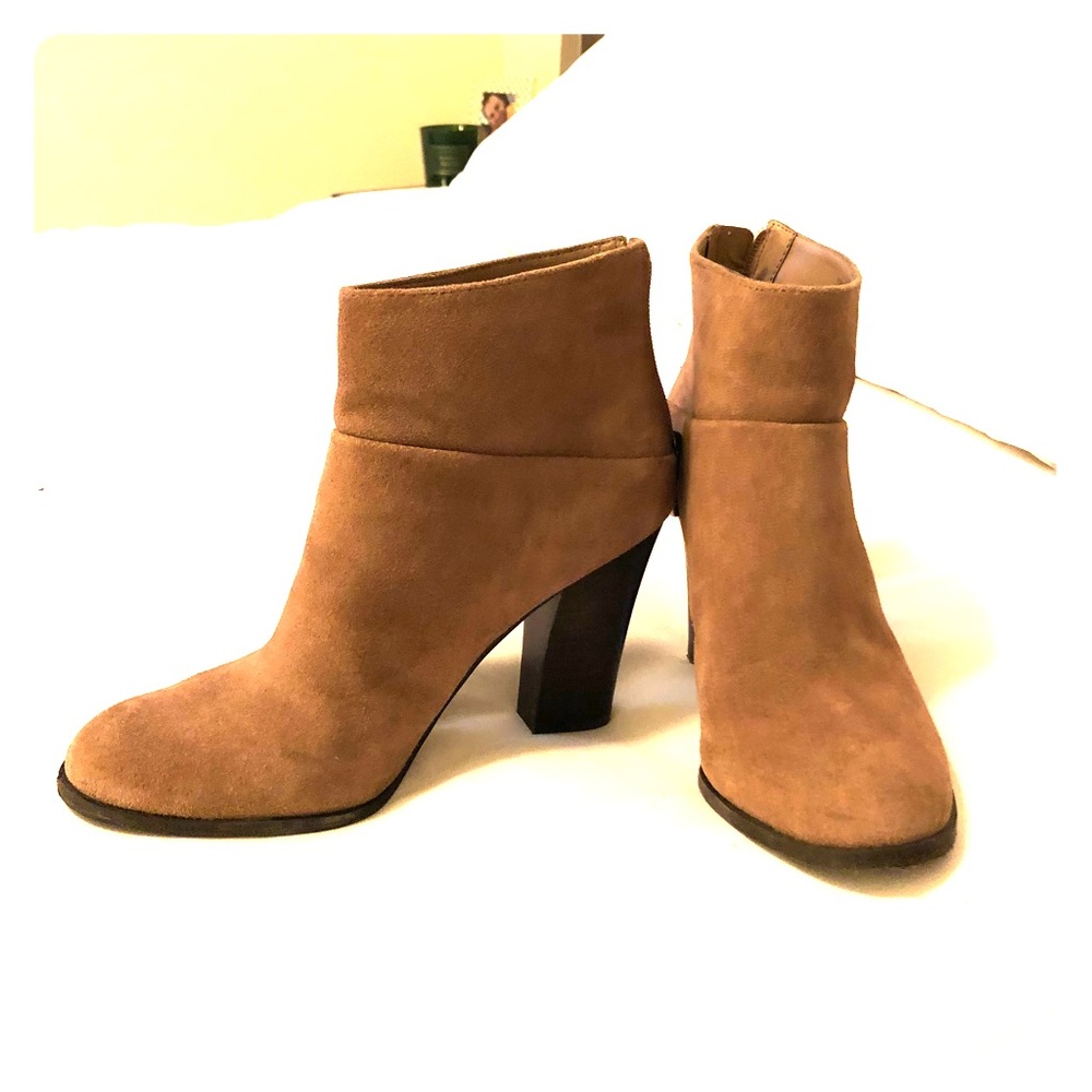 BCBG bootie