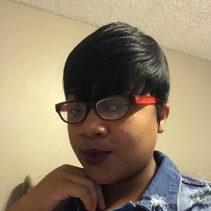 Meet your Posher, Kristina