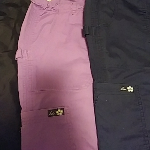Scrub pants. Like new. BUNDLE - Picture 2 of 4