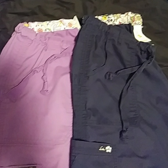 Scrub pants. Like new. BUNDLE - Picture 4 of 4