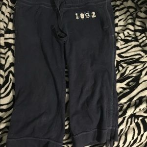 Abercrombie &fitch dark blue capris