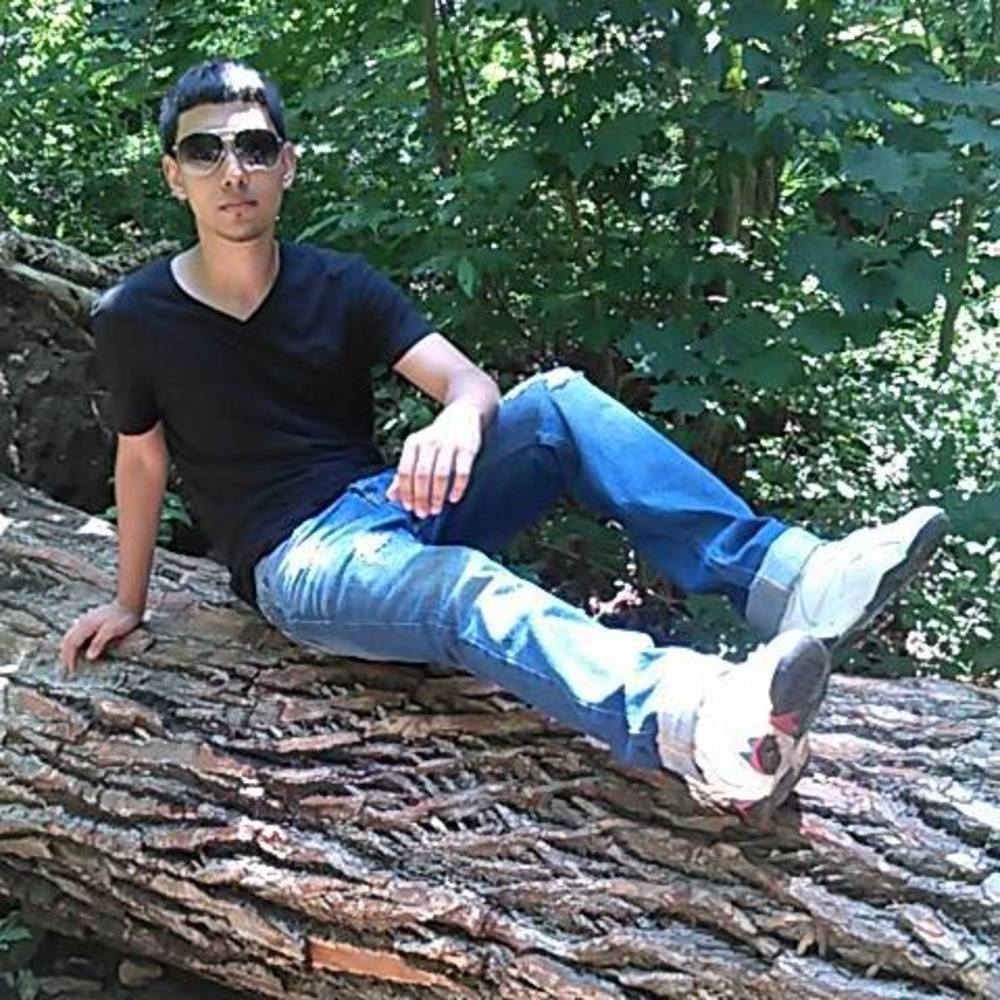 Meet your Posher, Devon