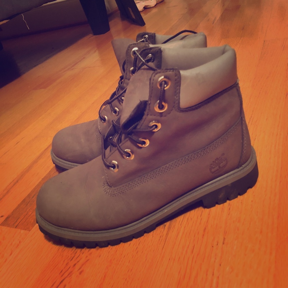 Grey Timbs!
