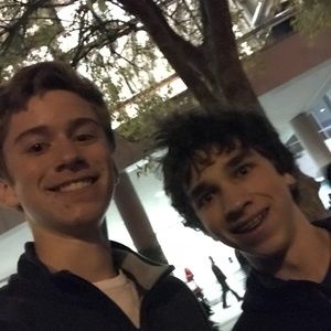 Meet your Posher, Travis