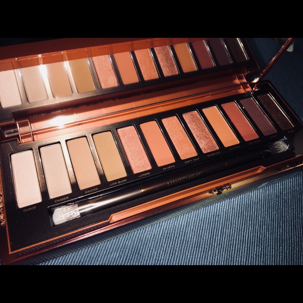 Urban decay naked heat eyeshadow palette new