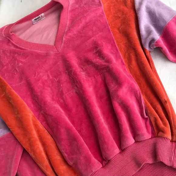 Sweater - Picture 3 of 3