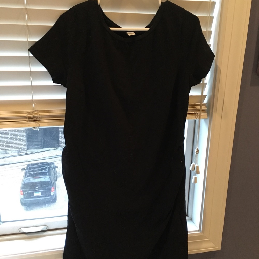 Black short sleeve maternity dress