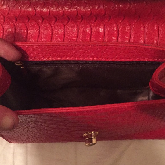Karoszka Red & Gold Alligator Skin Handbag - Picture 2 of 3