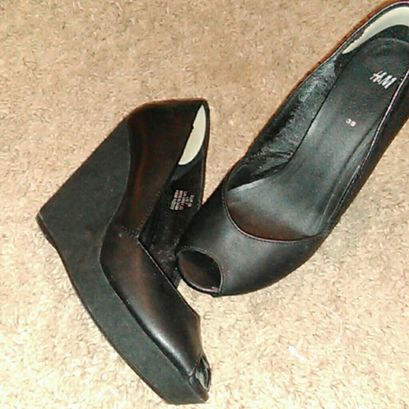 Wedge Shoes - Picture 3 of 4